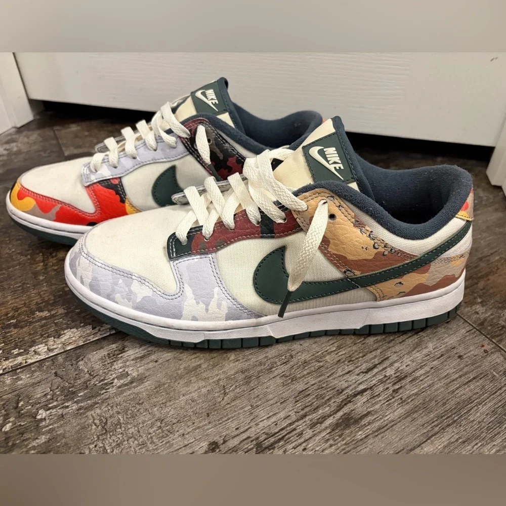 Nike Camo Dunks EUC Men’s sz 8.5 Women’s sz 10